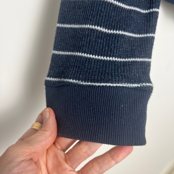 Koolaburra By UGG Women's XL Blue White Stripe Thermal Pullover Hoodie Coastal - Picture 9 of 13